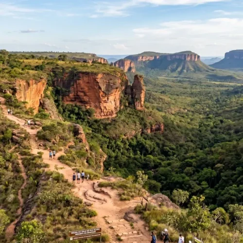 Melhores trilhas na Chapada dos Guimarães 2026